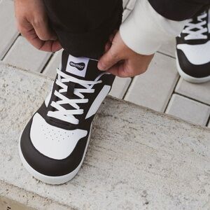 Realfoot Pulse Black & White Sneakers Shoes Size 42